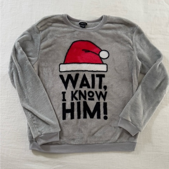 Gray Christmas‎ Sweater with Santa Hat Design - Picture 1 of 3